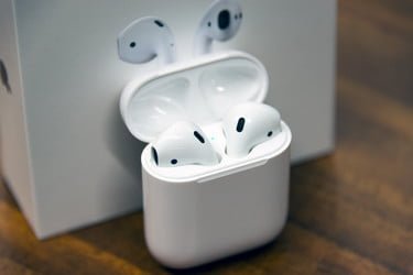 Apple AirPods 1