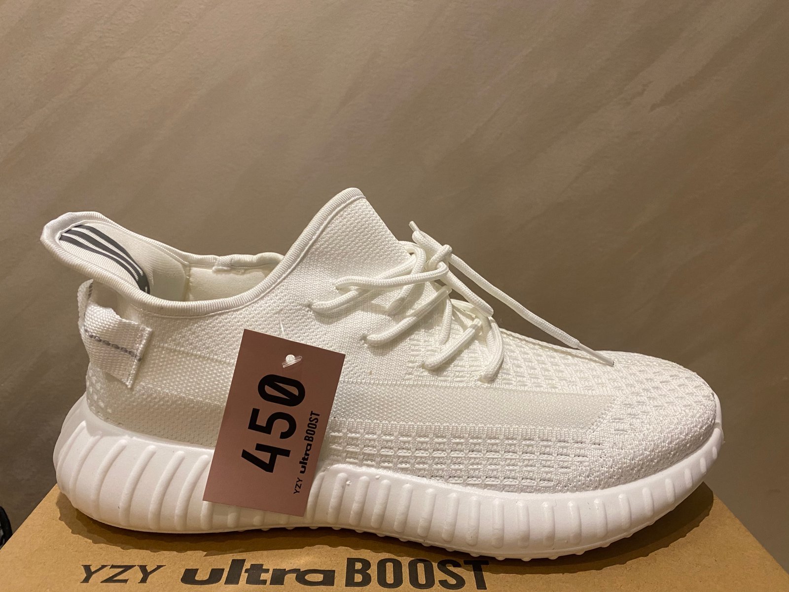 شوز ايزي 350