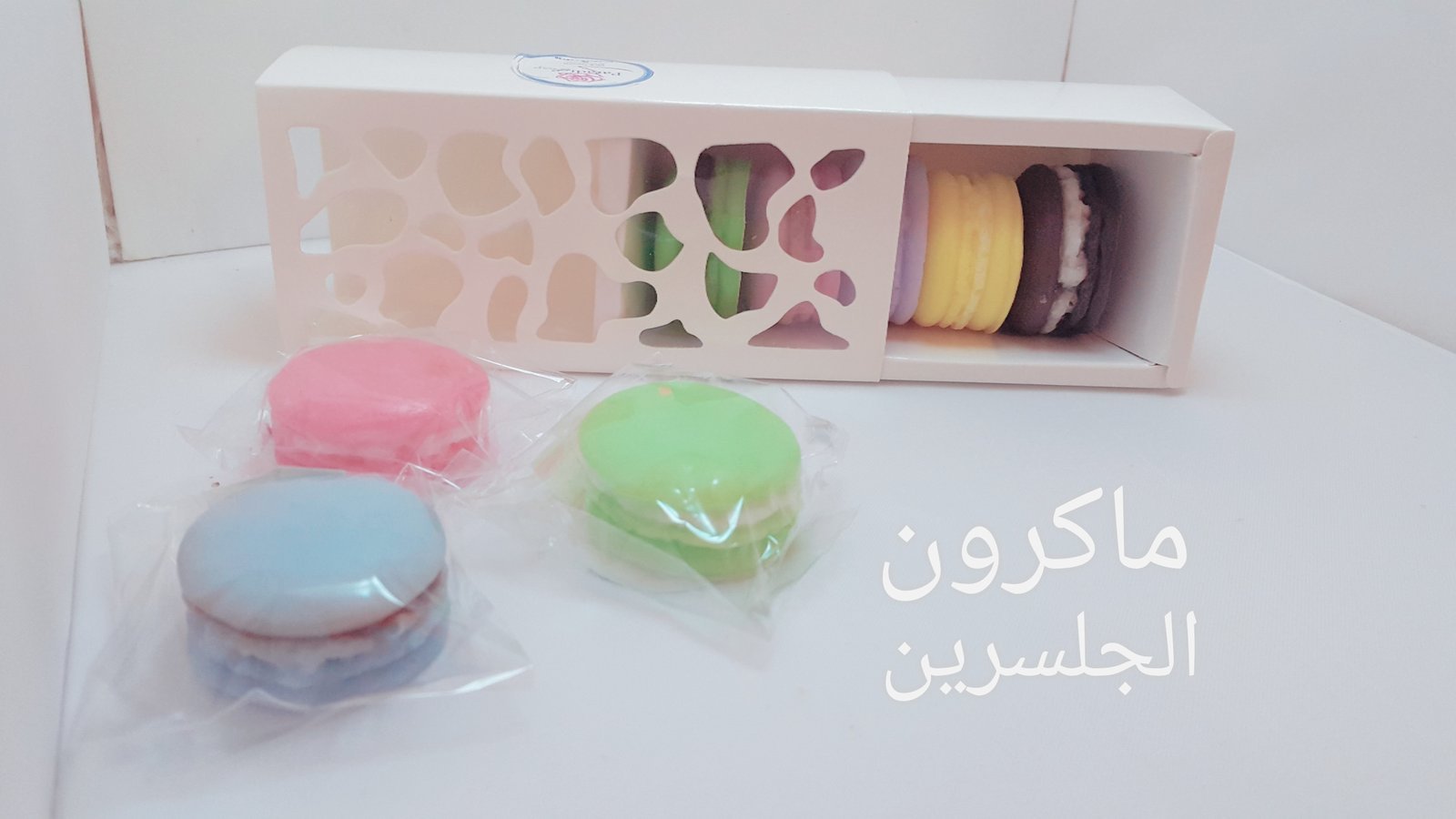 علبة صابون توزيعات صابون بشكل ماكرون