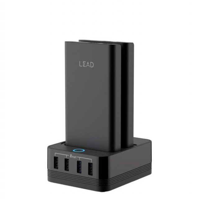 منصة شحن 4 منافذ مع عدد 2 شواحن متنقلة من شركة lead بقوة 10000 MAH